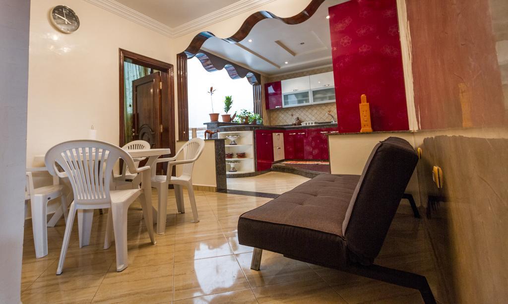 Umbrella Holidays L 1Bd Room L Dcheira Екстер'єр фото